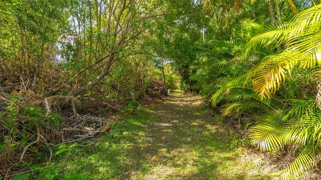 $370,000 | 22465 Vale Avenue, Punta Gorda, FL 33980