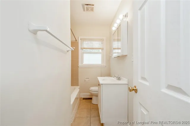 $1,395 | 1203 Turnpike Road, Fayetteville, NC 28305