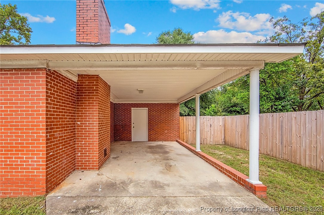 1203 Turnpike Road Fayetteville, NC 28305 - Photo 3 of 35