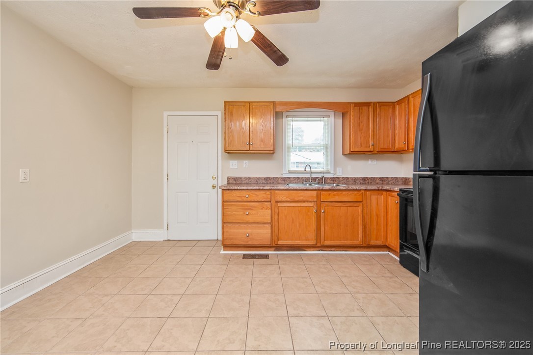 1203 Turnpike Road Fayetteville, NC 28305 - Photo 9 of 35