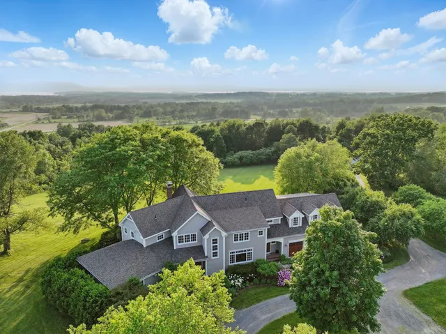 $2,595,000 | 323 Upper Old Town Trail, Charlotte, VT 05445