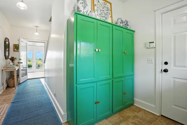 $2,595,000 | 323 Upper Old Town Trail, Charlotte, VT 05445