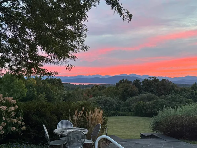 $2,595,000 | 323 Upper Old Town Trail, Charlotte, VT 05445