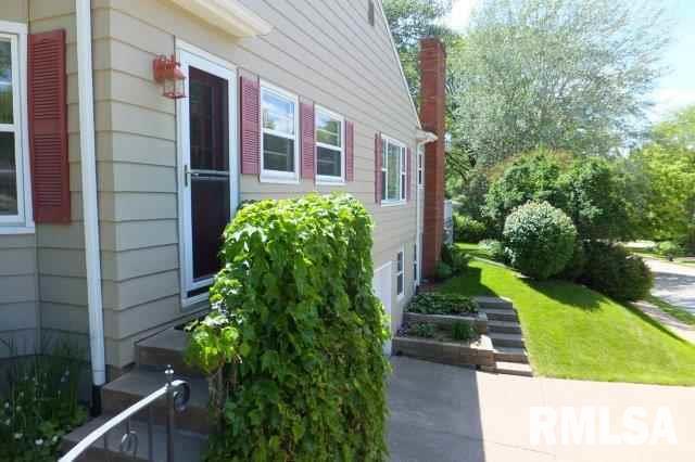 2346 Fairhaven Road Davenport, IA 52803 - Photo 16 of 21 Gallery Image 16