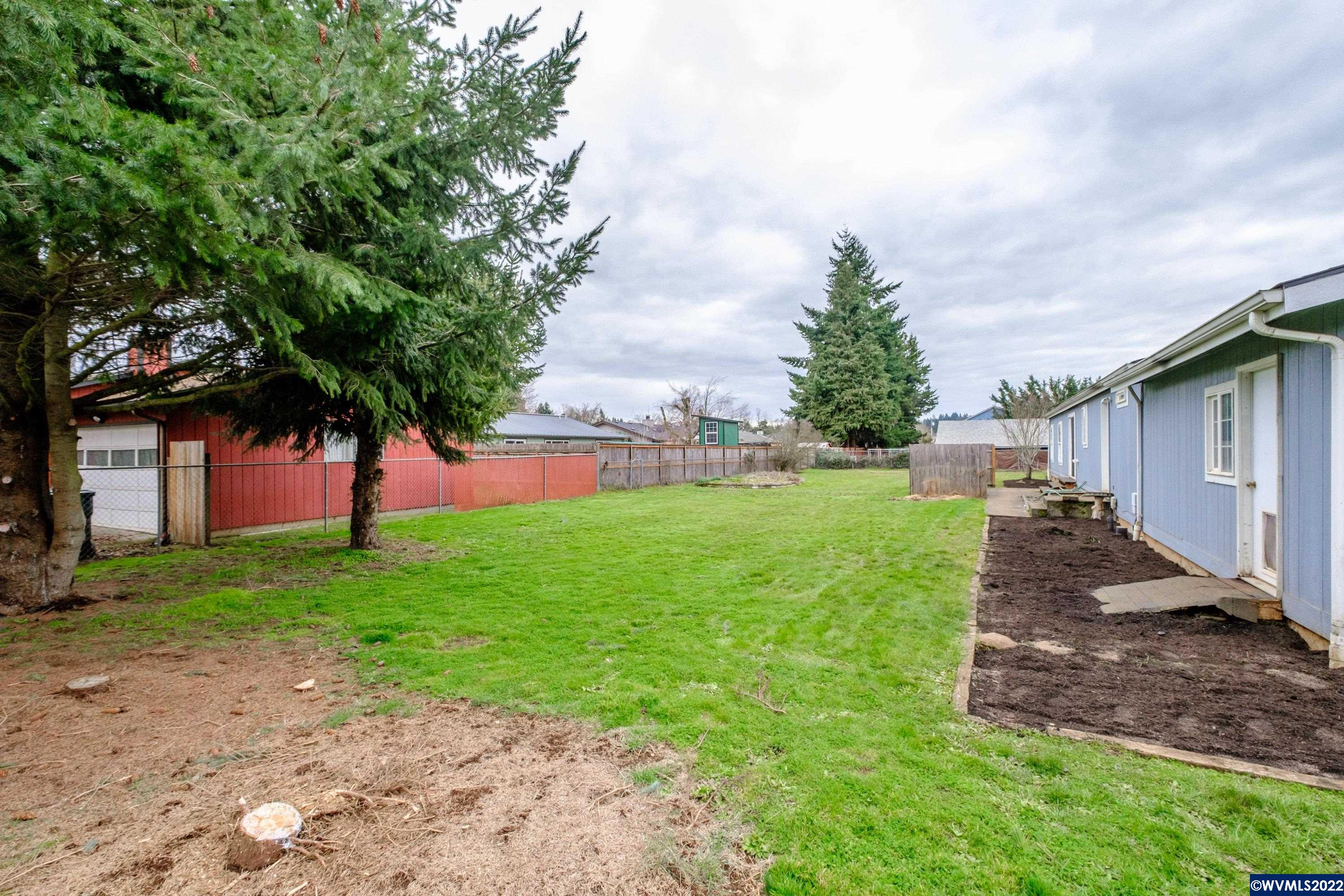 1012 Baxter Road Salem, OR 97306 - Photo 3 of 34