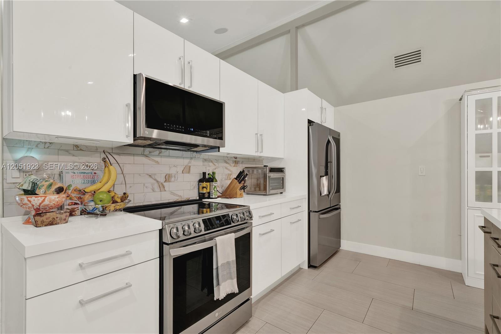 13370 Southwest 99th Terrace Miami, FL 33186 - Photo 24 of 46
