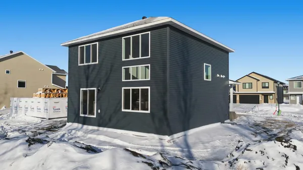 $549,900 | 10350 Burgundy Drive, Horace, ND 58047
