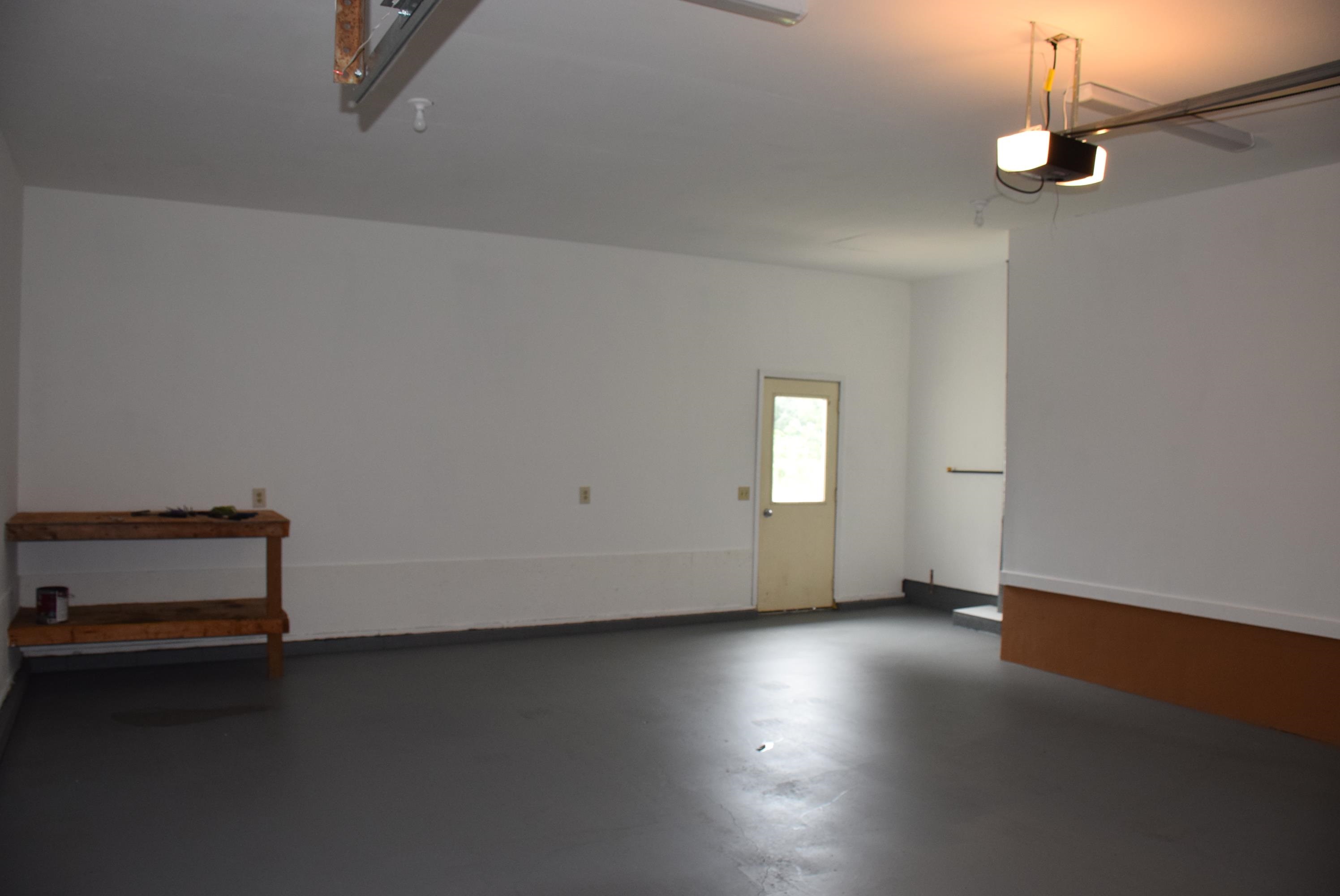 953 South Crawford Road Mount Pleasant, MI 48858 - Photo 13 of 23 1904354-12.JPG