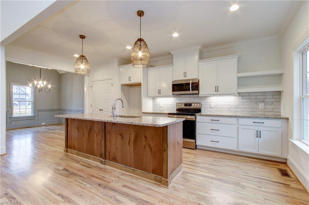 8853 Belews Ridge Road Stokesdale, NC 27357 - Photo 8 of 37 Gallery Image 8