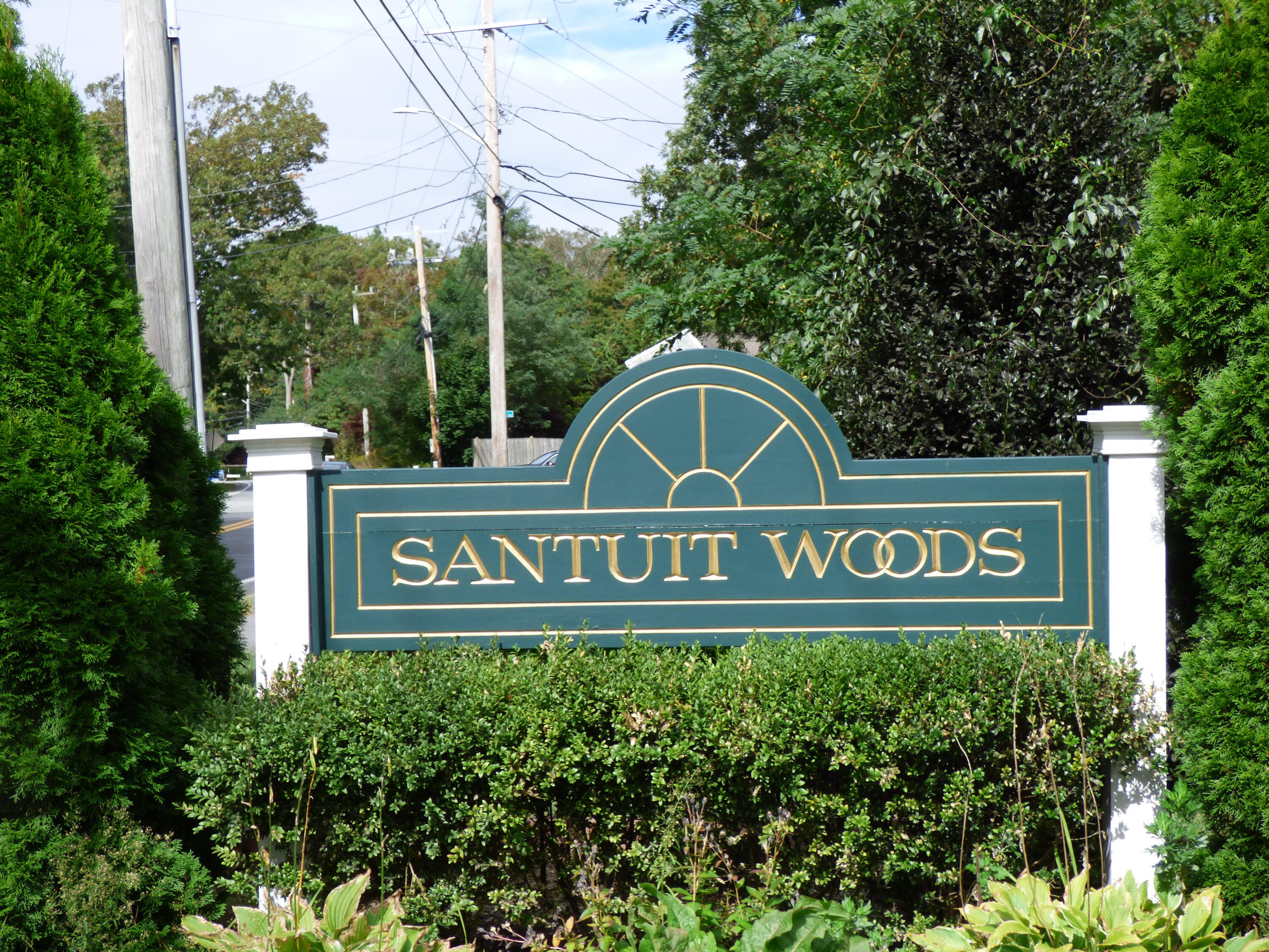 35 Pequot Road Mashpee, MA 02649 - Photo 2 of 16 P1060084