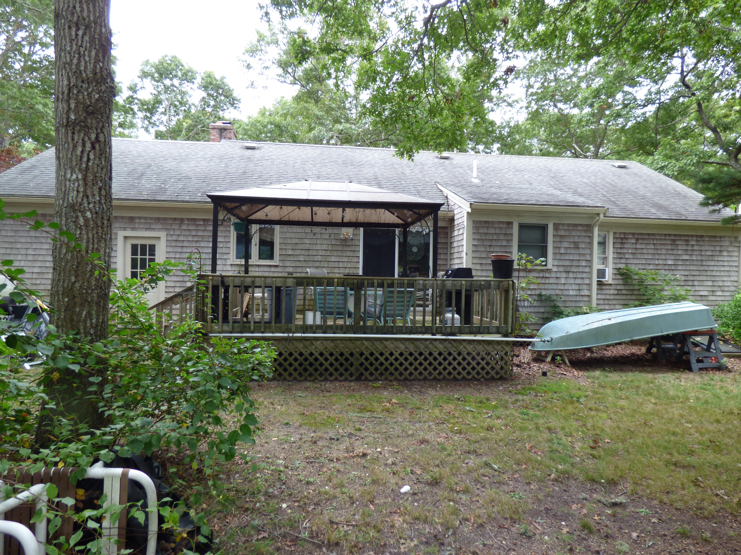 35 Pequot Road Mashpee, MA 02649 - Photo 9 of 16 P1060064