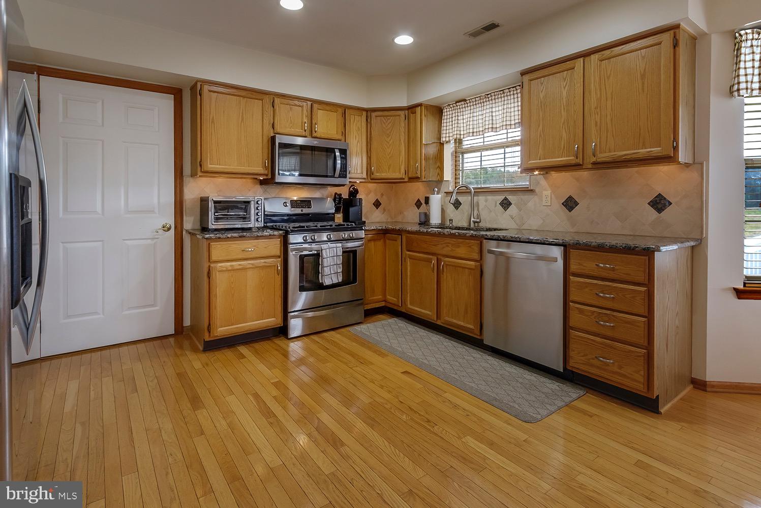 86 Springcress Drive Delran, NJ 08075 - Photo 10 of 25