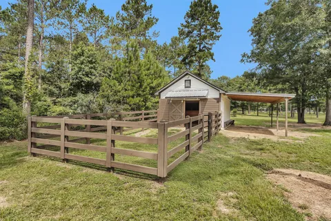 $425,000 | 9321 North Walker Road, Cleveland, TX 77328