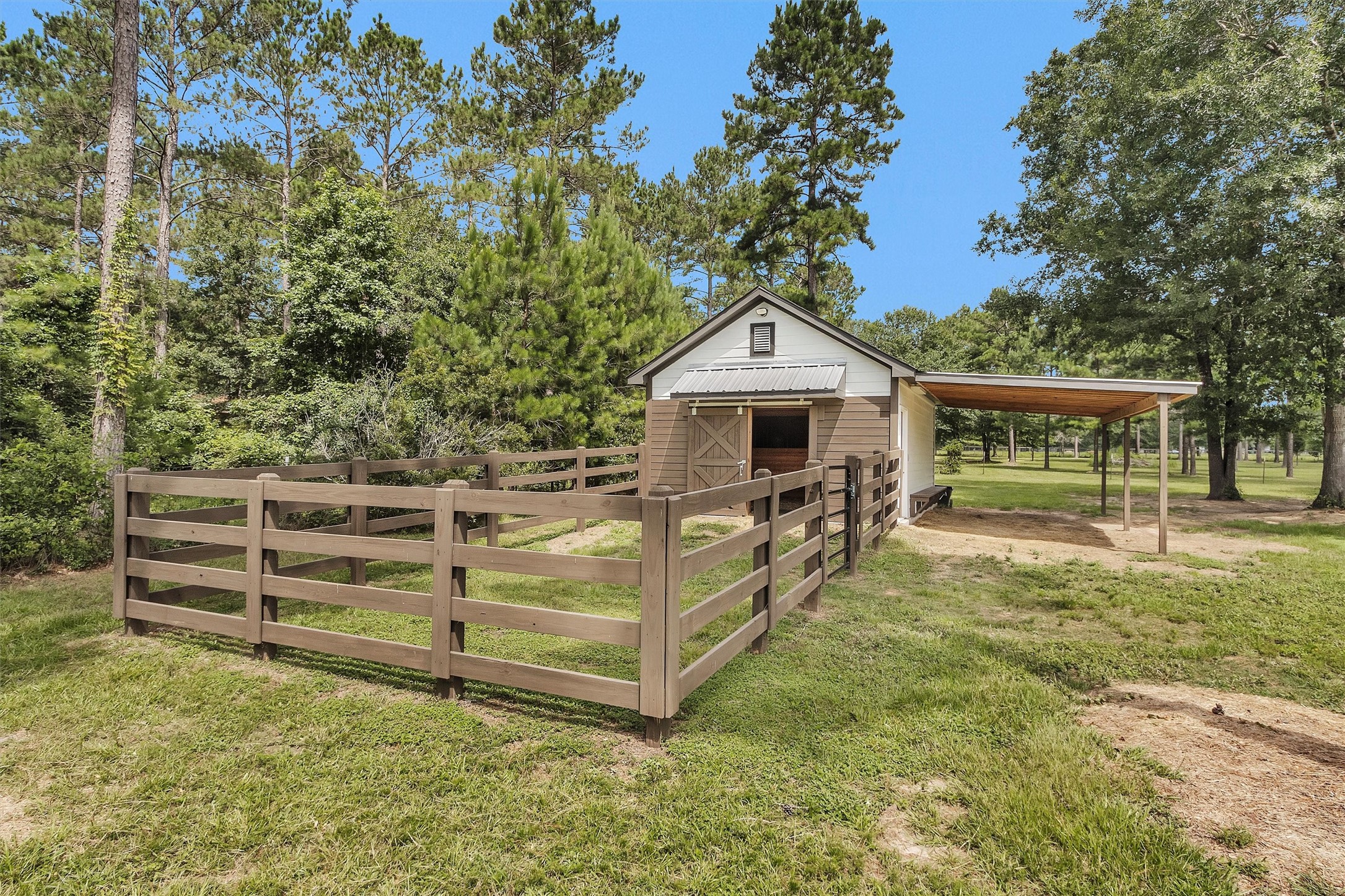 9321 North Walker Road Cleveland, TX 77328 - Photo 3 of 49