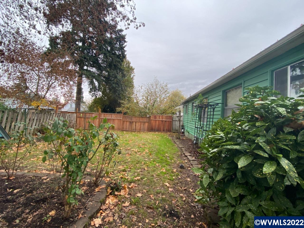 1734 Southwest 14th Avenue Albany, OR 97321 - Photo 15 of 17 Gallery Image 15