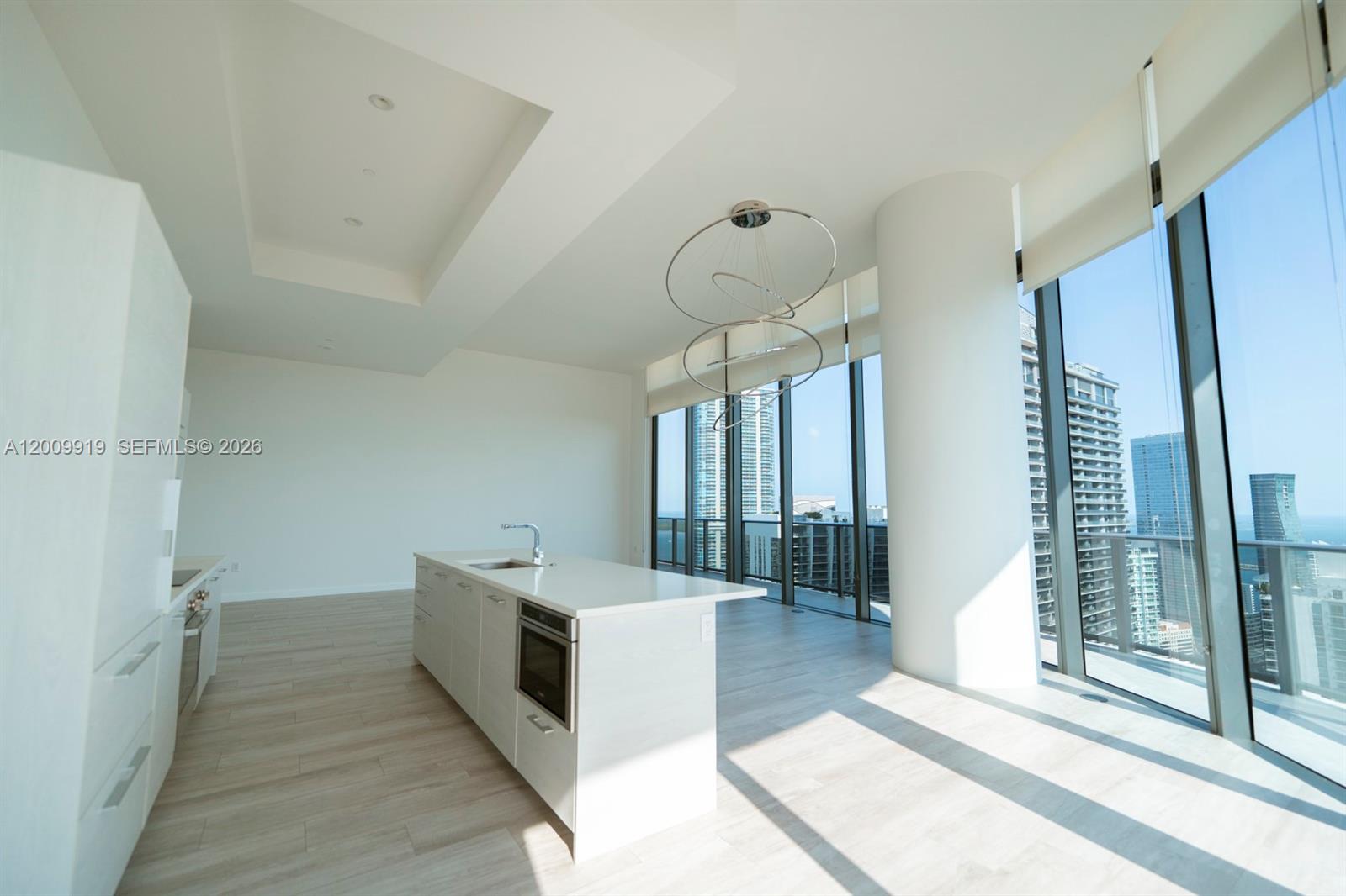 45 Southwest 9th Street, Unit 4906 Miami, FL 33130 - Photo 12 of 39