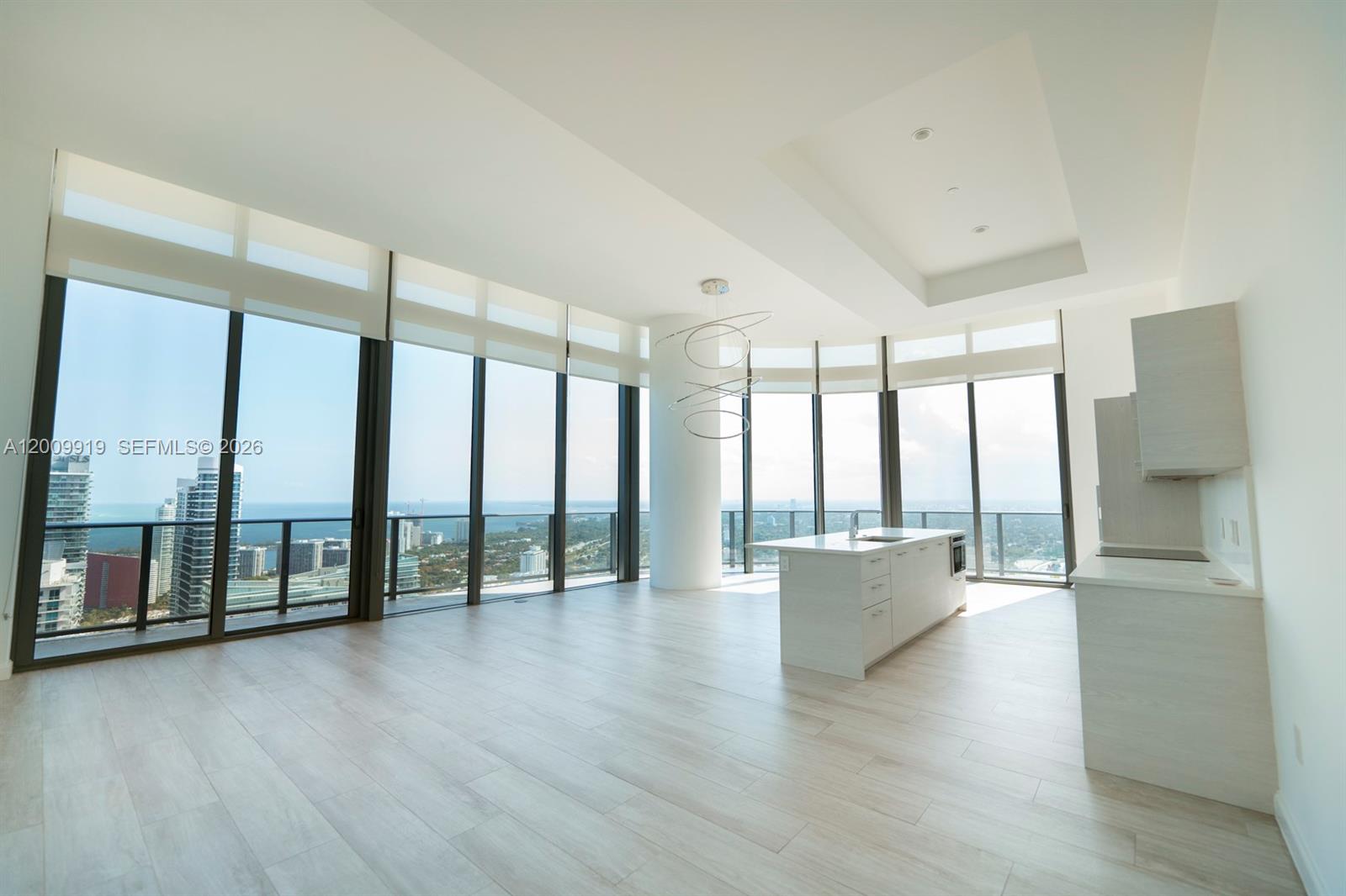 45 Southwest 9th Street, Unit 4906 Miami, FL 33130 - Photo 14 of 39