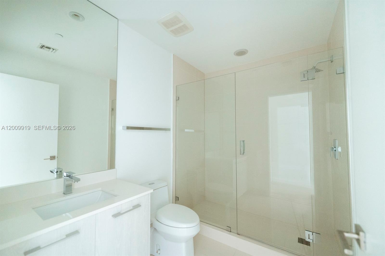 45 Southwest 9th Street, Unit 4906 Miami, FL 33130 - Photo 15 of 39