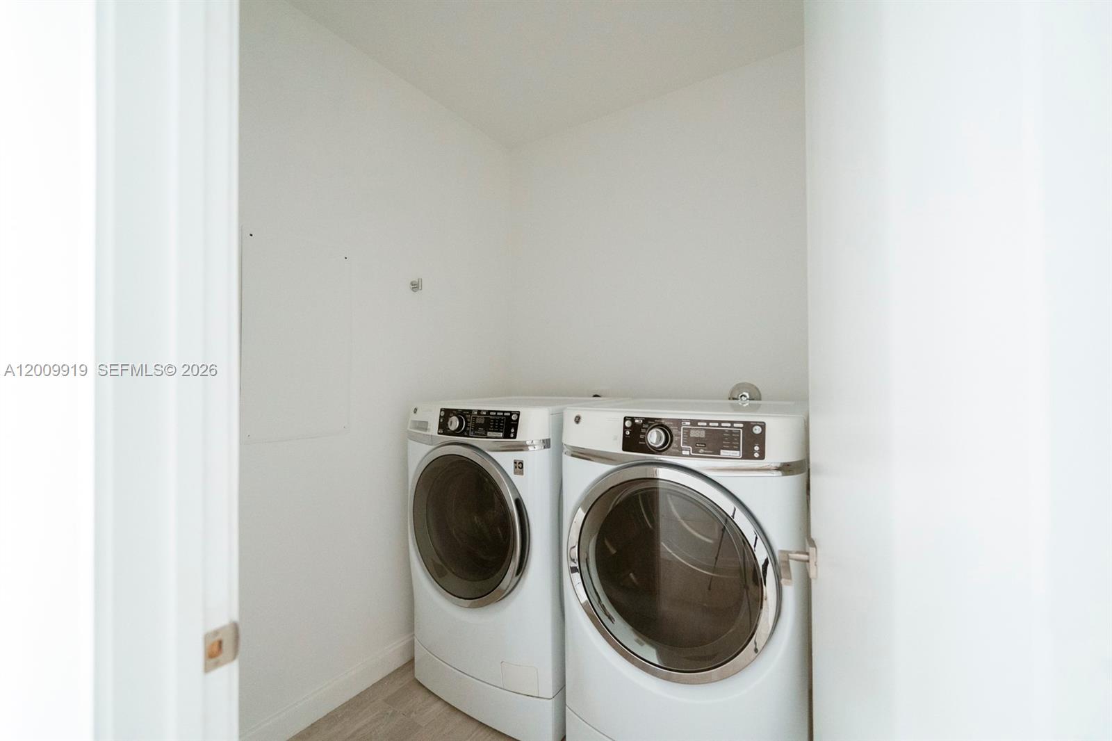 45 Southwest 9th Street, Unit 4906 Miami, FL 33130 - Photo 19 of 39