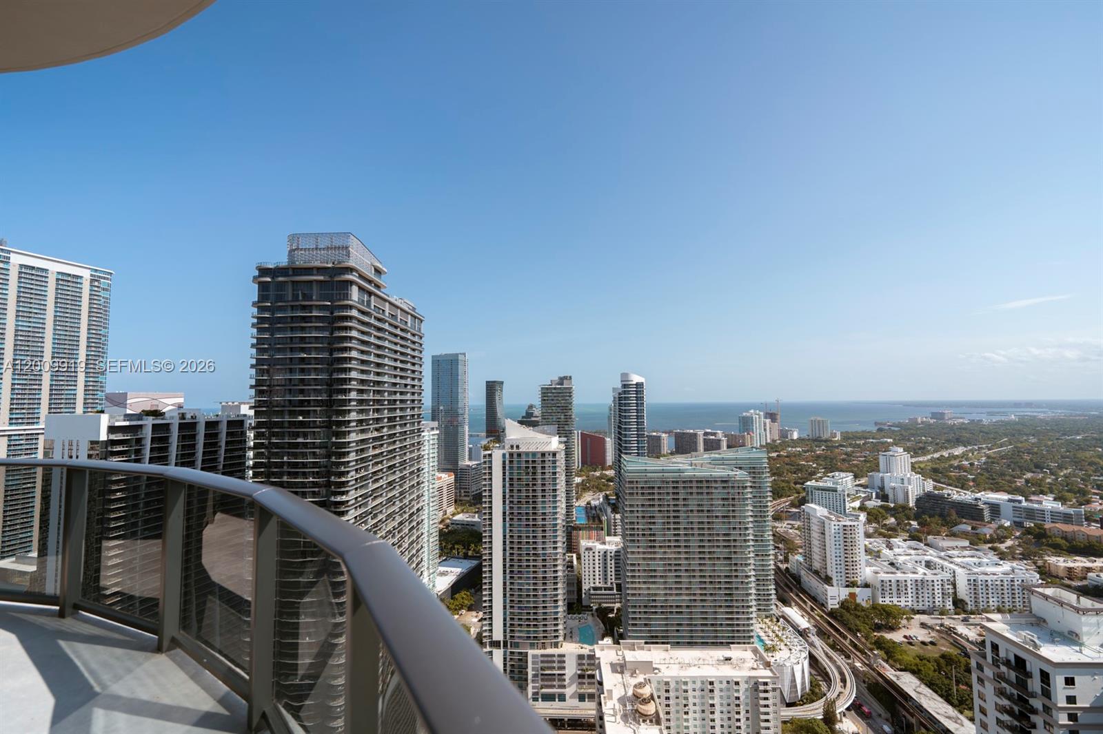 45 Southwest 9th Street, Unit 4906 Miami, FL 33130 - Photo 3 of 39