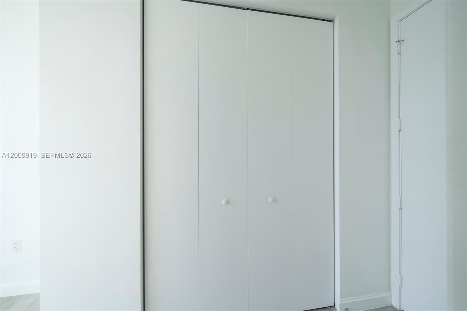 45 Southwest 9th Street, Unit 4906 Miami, FL 33130 - Photo 33 of 39