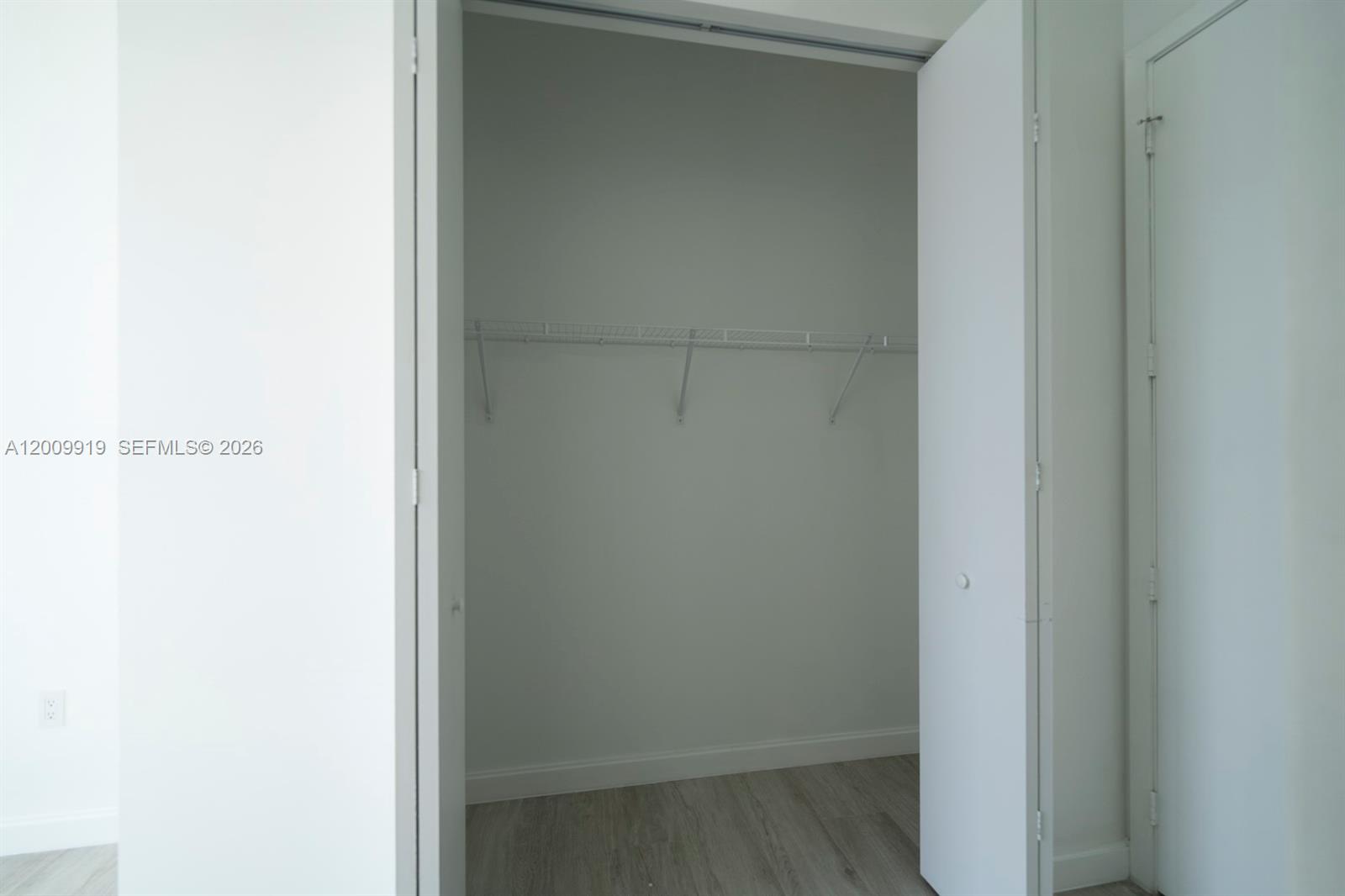 45 Southwest 9th Street, Unit 4906 Miami, FL 33130 - Photo 34 of 39