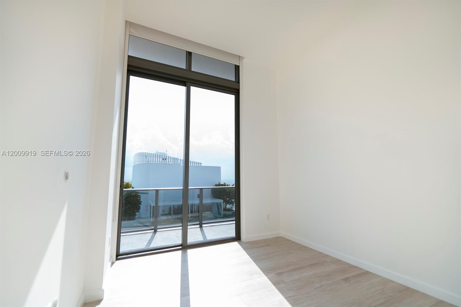 45 Southwest 9th Street, Unit 4906 Miami, FL 33130 - Photo 36 of 39