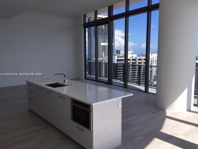 45 Southwest 9th Street, Unit 4906 Miami, FL 33130 - Photo 6 of 19