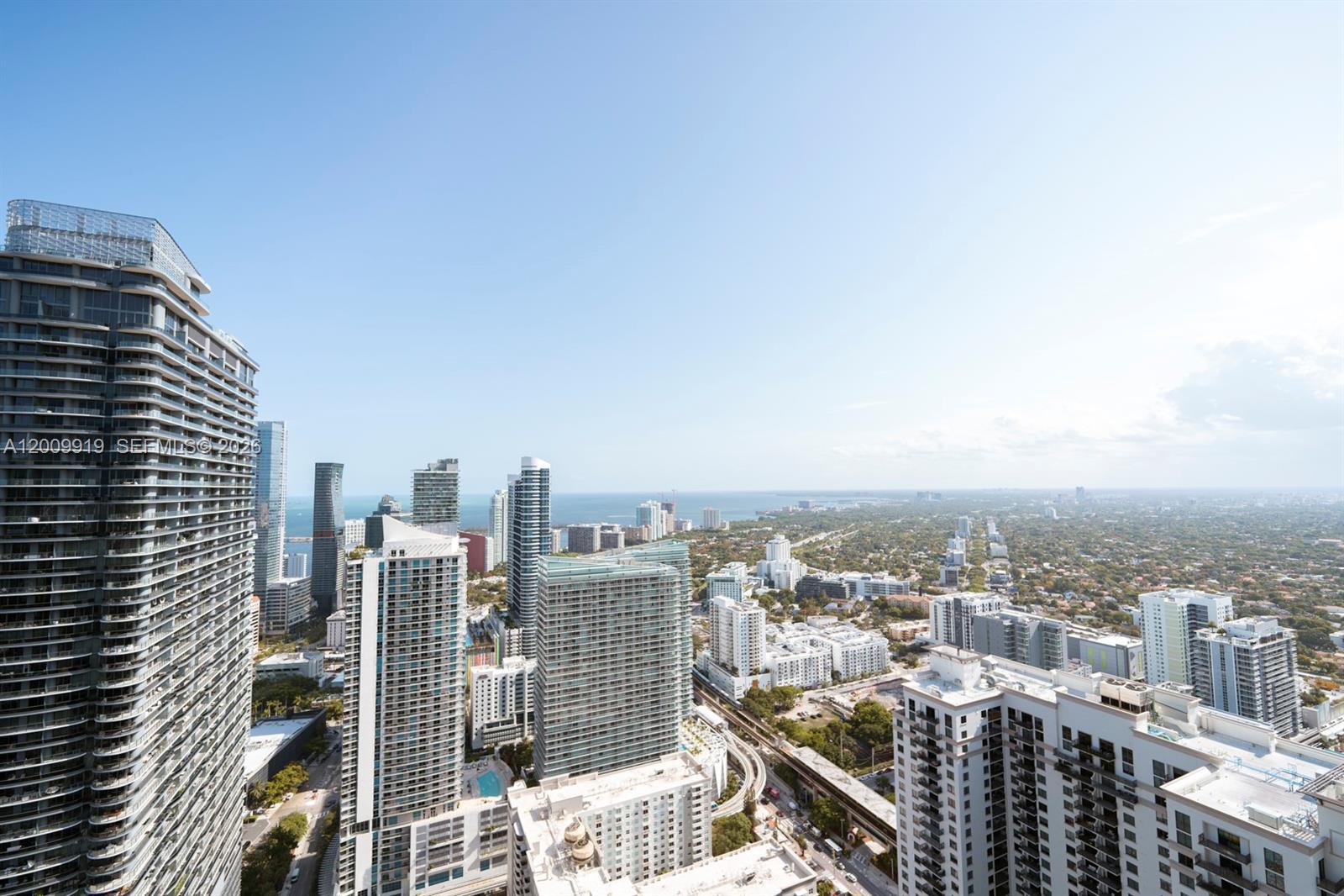 45 Southwest 9th Street, Unit 4906 Miami, FL 33130 - Photo 7 of 39