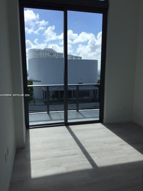 45 Southwest 9th Street, Unit 4906 Miami, FL 33130 - Photo 9 of 19