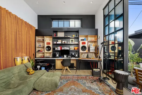 $8,995,000 | 1346 Abbot Kinney Boulevard, Venice, CA 90291