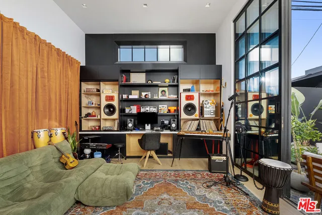 $8,995,000 | 1346 Abbot Kinney Boulevard, Venice, CA 90291