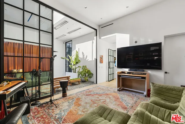 $8,995,000 | 1346 Abbot Kinney Boulevard, Venice, CA 90291