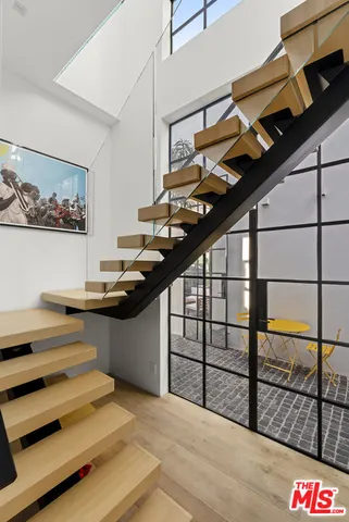 $8,995,000 | 1346 Abbot Kinney Boulevard, Venice, CA 90291