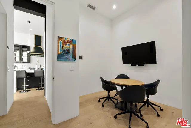 $8,995,000 | 1346 Abbot Kinney Boulevard, Venice, CA 90291