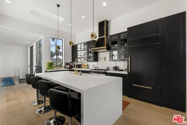 $8,995,000 | 1346 Abbot Kinney Boulevard, Venice, CA 90291