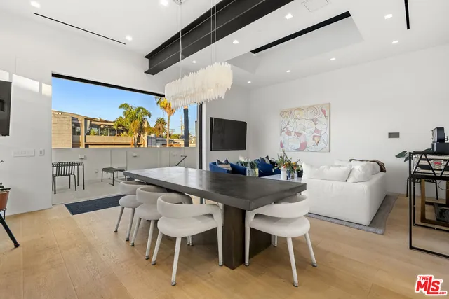 $8,995,000 | 1346 Abbot Kinney Boulevard, Venice, CA 90291