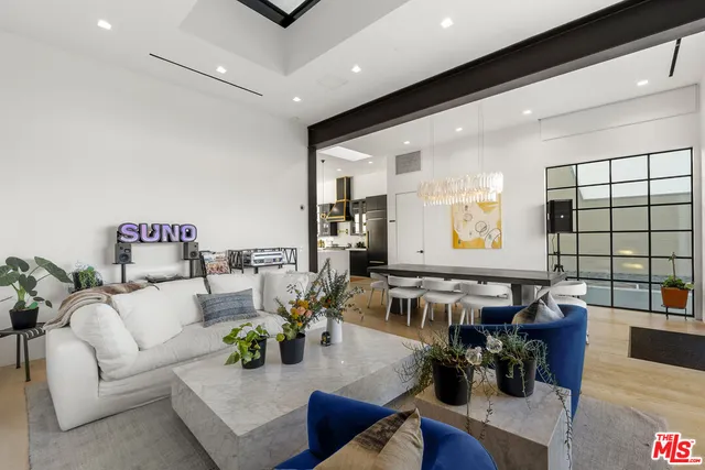 $8,995,000 | 1346 Abbot Kinney Boulevard, Venice, CA 90291