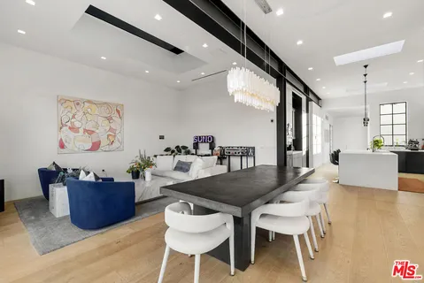 $8,995,000 | 1346 Abbot Kinney Boulevard, Venice, CA 90291