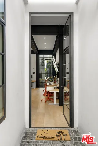 $8,995,000 | 1346 Abbot Kinney Boulevard, Venice, CA 90291