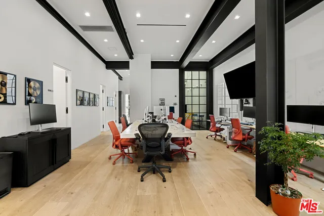 $8,995,000 | 1346 Abbot Kinney Boulevard, Venice, CA 90291