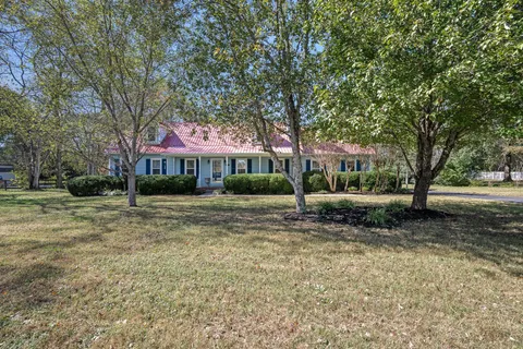 $450,000 | 1427 Trotters Lane, Rockvale, TN 37153