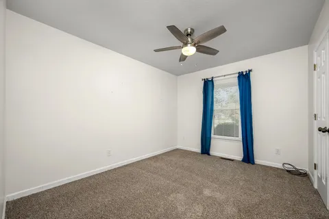 $450,000 | 1427 Trotters Lane, Rockvale, TN 37153