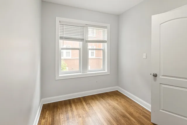 $1,984 | 6112 North Winthrop Avenue, Unit 1W, Chicago, IL 60660