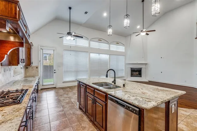 $695,900 | 1524 Snowberry Drive, Allen, TX 75013