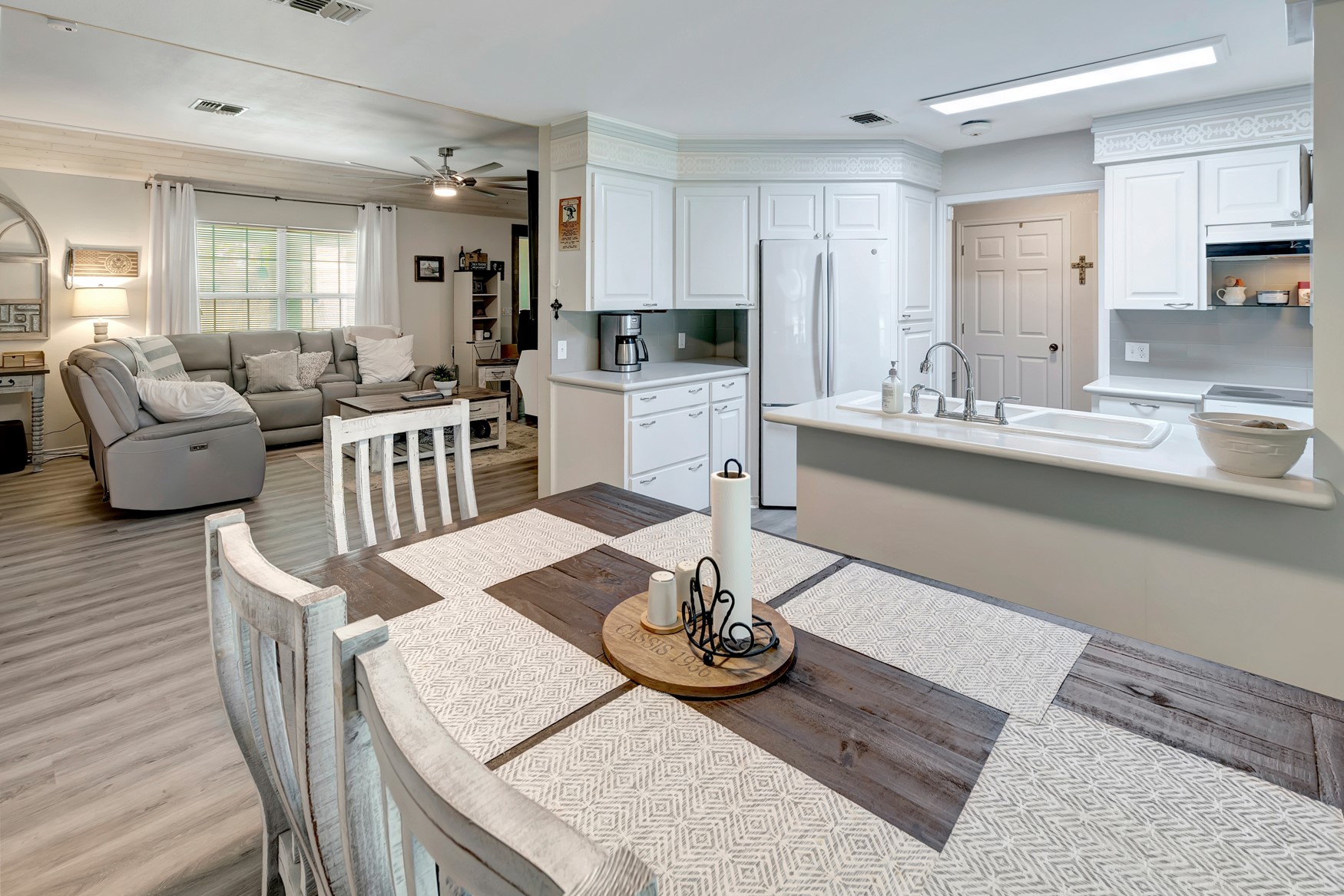1002 2nd Street Ganado, TX 77962 - Photo 13 of 50 Dining open to kitchen and family room