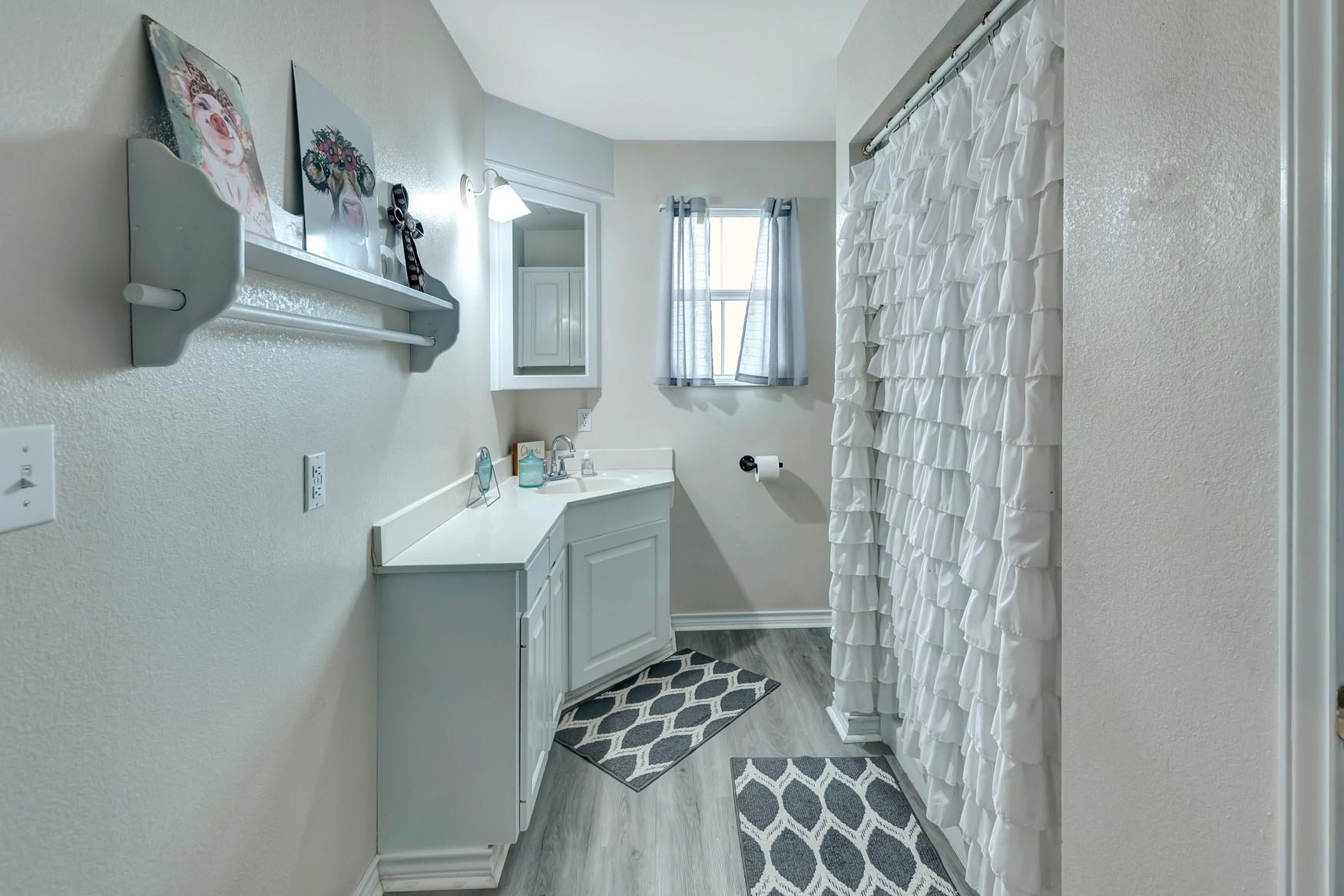 1002 2nd Street Ganado, TX 77962 - Photo 28 of 50 2nd Bath