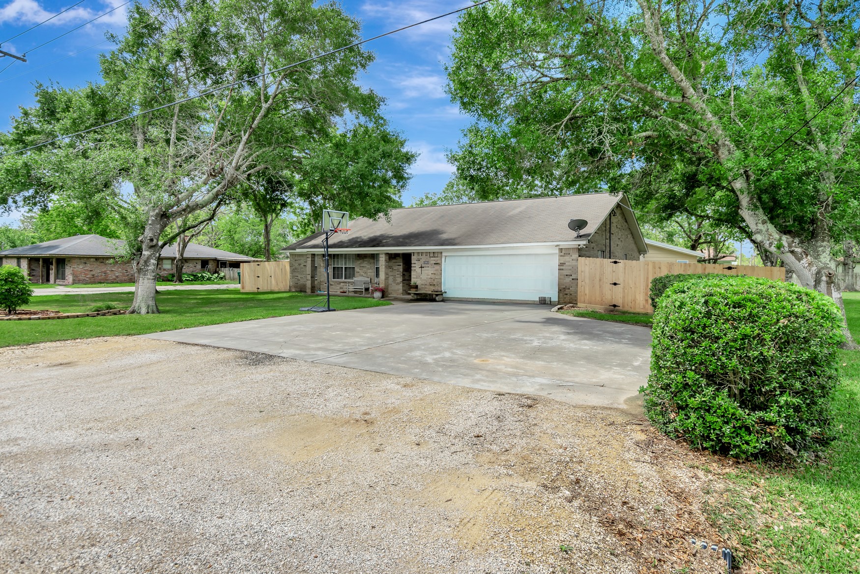 1002 2nd Street Ganado, TX 77962 - Photo 4 of 50