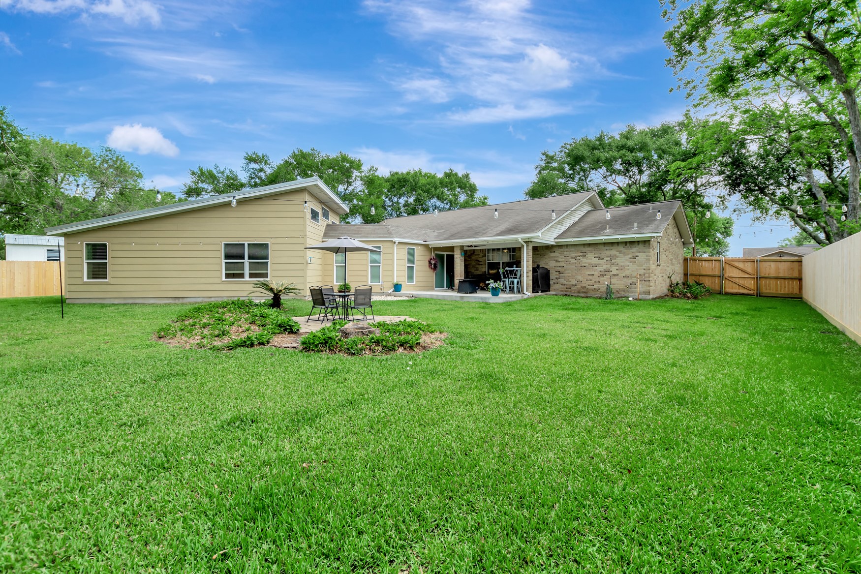 1002 2nd Street Ganado, TX 77962 - Photo 42 of 50 Metal Roof on addition