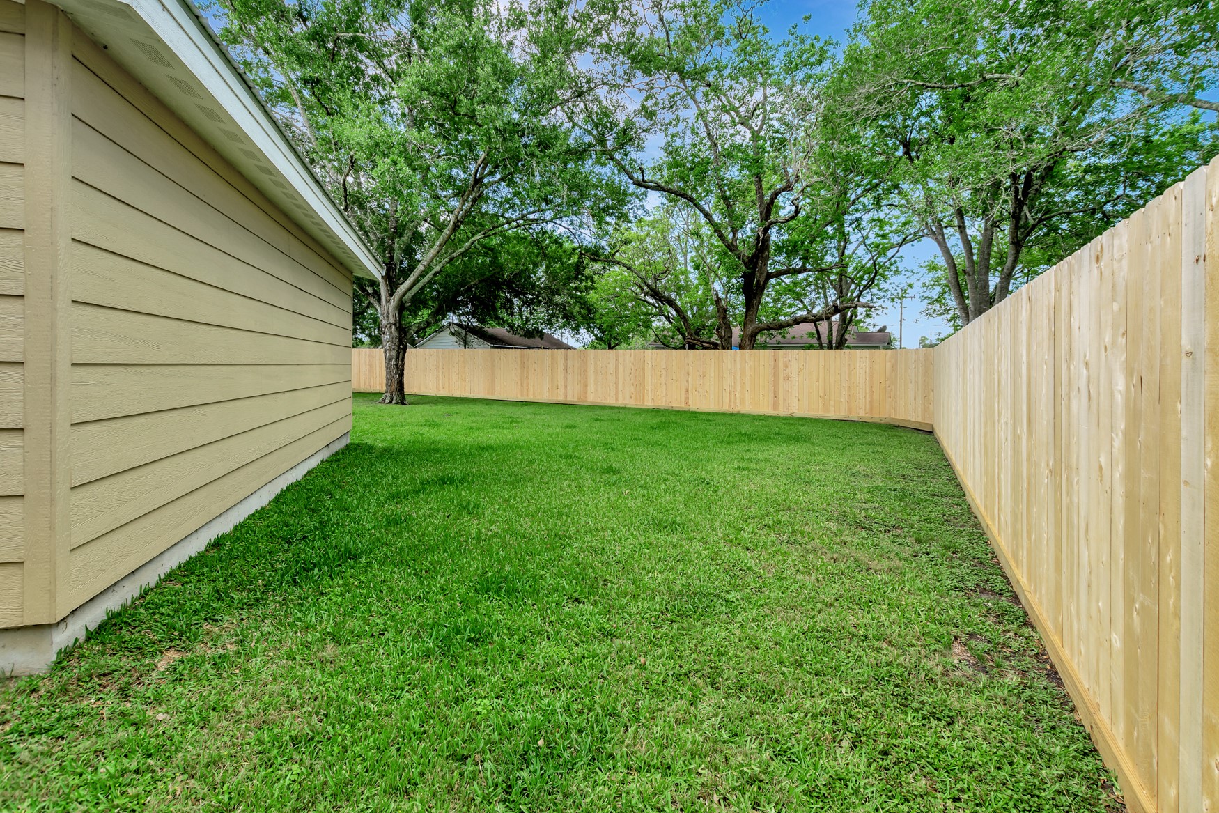 1002 2nd Street Ganado, TX 77962 - Photo 43 of 50 New cedar fence